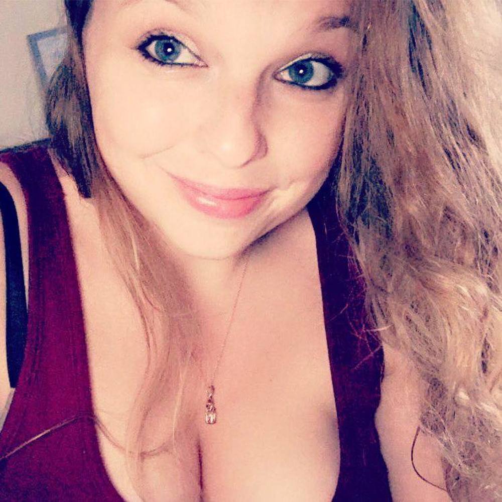 Meet your Posher, Andrea